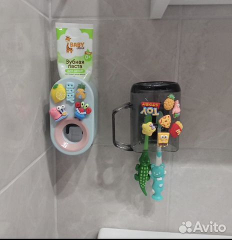 Дозатор для зубной пасты