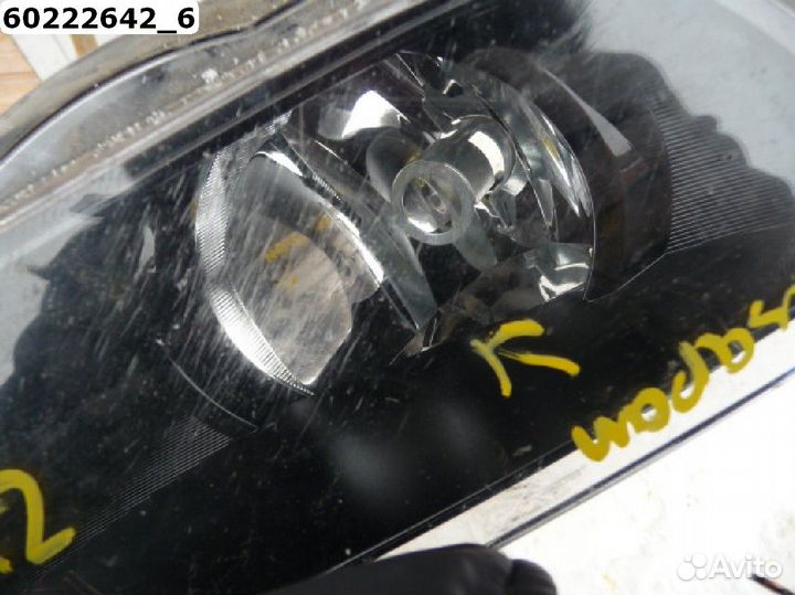 Фара противотуманная правая Skoda Octavia A7