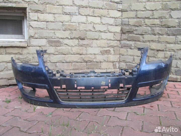 Бампер передний Volkswagen Passat B6 2006-2011
