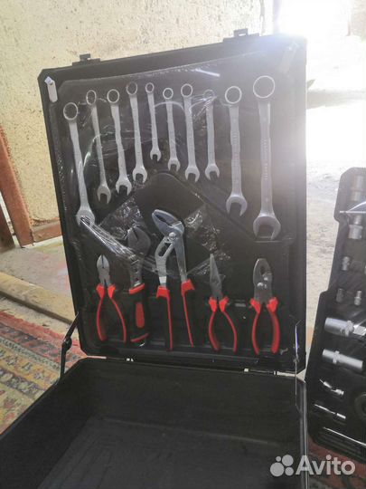 Продаю набор ключей