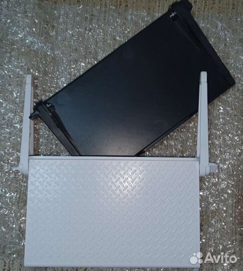 Полочки на телевизор