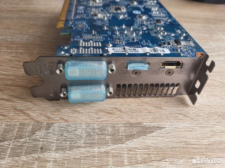 Видеокарта GTX 750