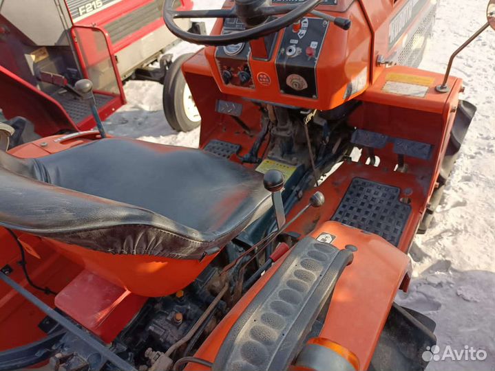 Мини-трактор Kubota B1-15, 2012