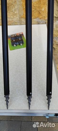 Стойки под сигнализатор