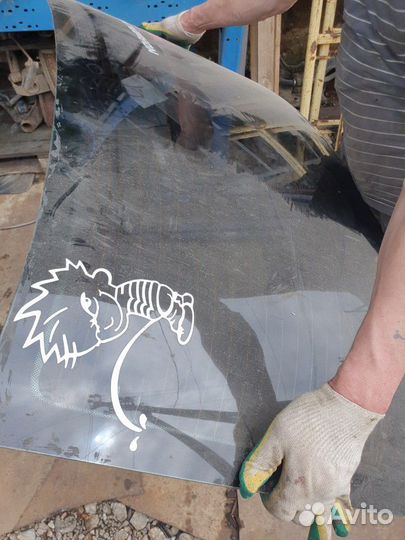 Заднее стекло на бмв е46 седан