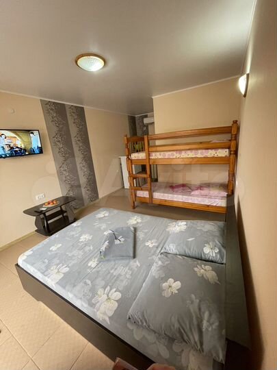 Комната 20 м² в 6-к., 1/2 эт.