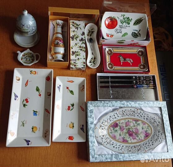 Сервировочная посуда, сувенирные тарелки, вазочки