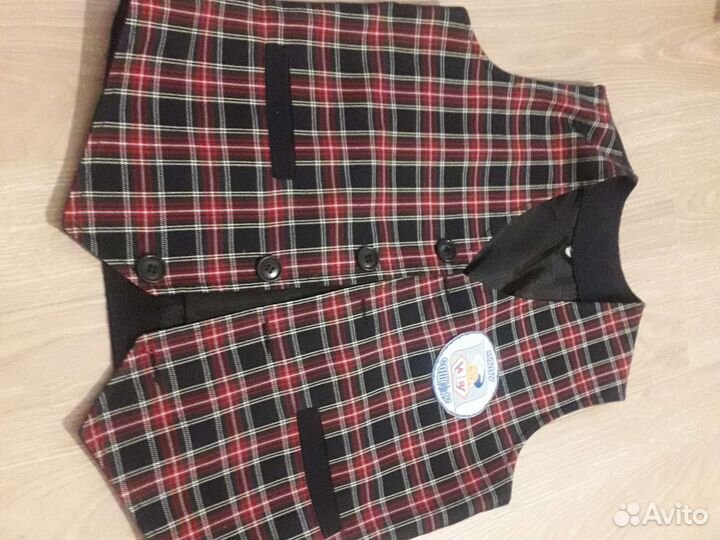 Жилет школьный