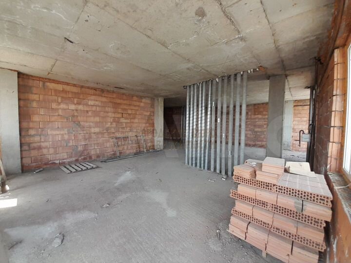 3-к. квартира, 118 м², 8/8 эт.