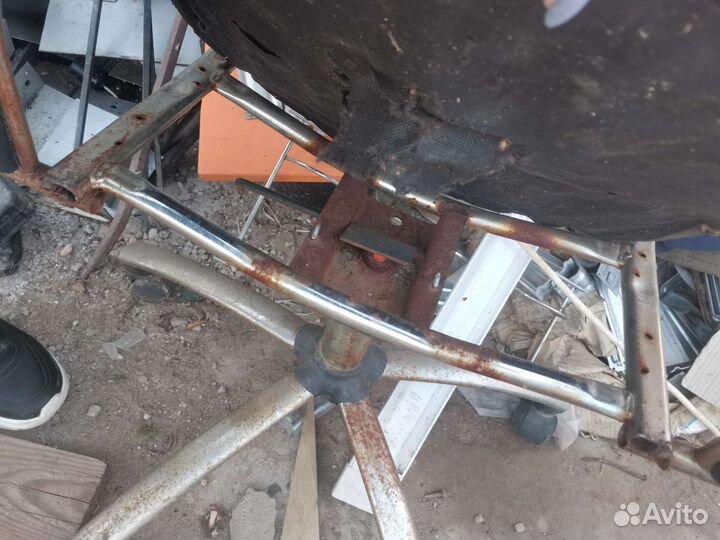 Офисный стул (компьютерный)