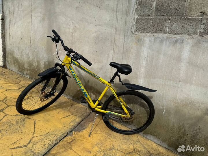 Горный велосипед Forward с дисковыми тормозами