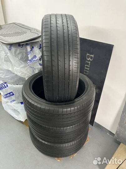 Yokohama BluEarth RV-02 225/45 R19 96W