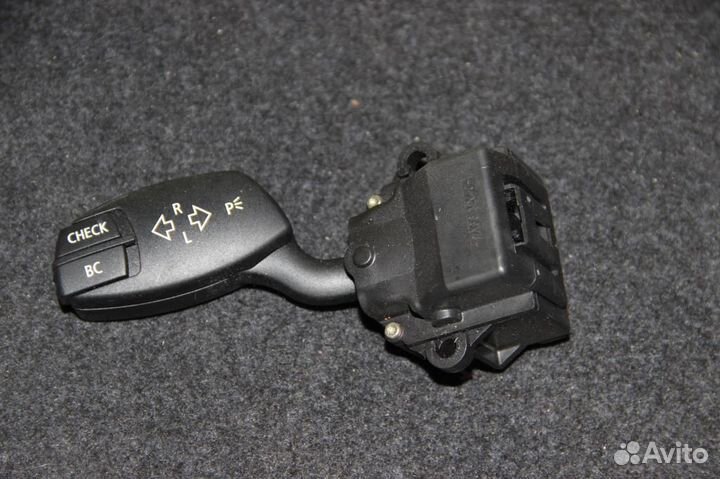 Переключатель подрулевой BMW 5-серия E60/E61 2003