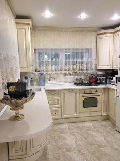 Дом 201 м² на участке 6 сот.