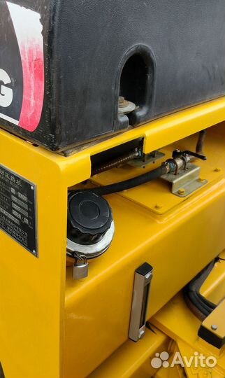 Дорожный каток XCMG XMR30E, 2014