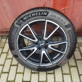 Michelin Pilot Alpin 5 SUV 235/55 R19