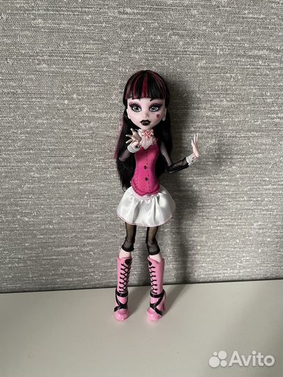 Кукла Monster High Дракулаура Базовая