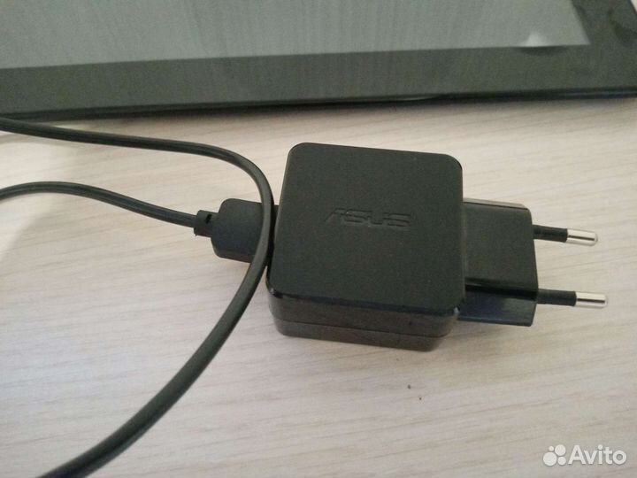 Планшет Asus memo pad me301t
