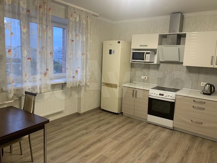 3-к. квартира, 120 м², 7/14 эт.