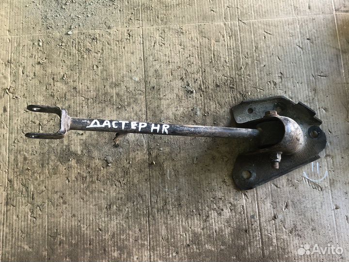 Renault duster рычаг