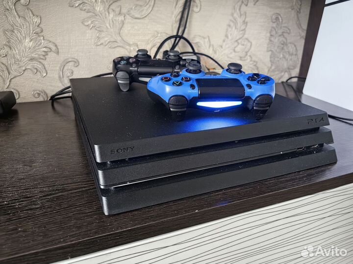 Sony playstation 4 PS4 pro