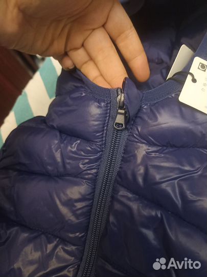 Жилет пуховый