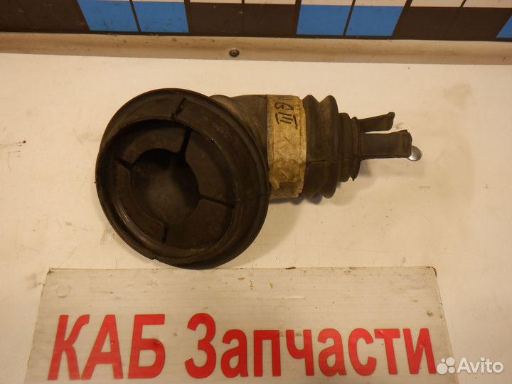 Пыльник Кожух рулевой рейки VW Golf 3 Vento