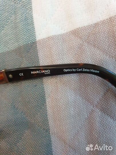 Солнцезащитные очки guess by Marciano