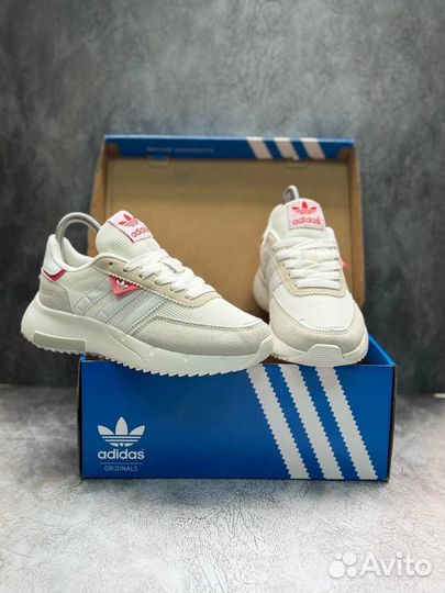 Кроссовки женские Adidas Retropy
