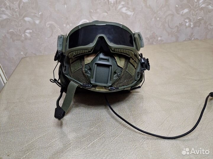 Каска военная тактическая