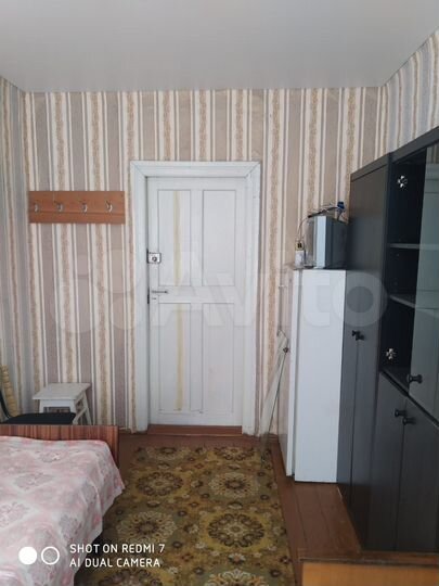 Комната 11 м² в 3-к., 2/2 эт.