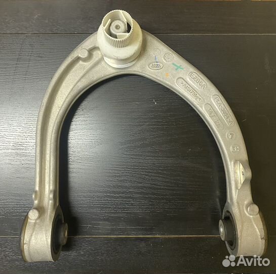 Рычаг верхней подвески Land Rover