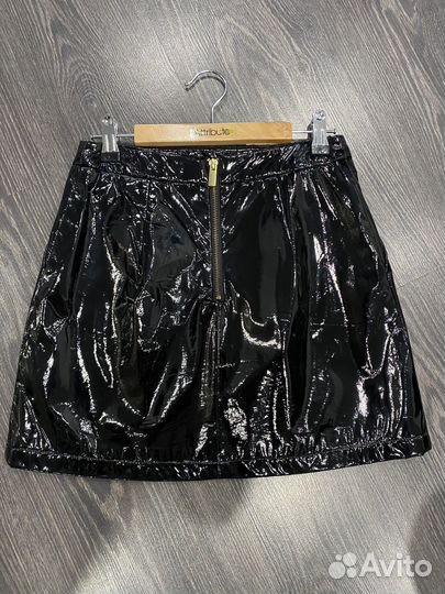 Юбка из лаковой кожи 42 размер