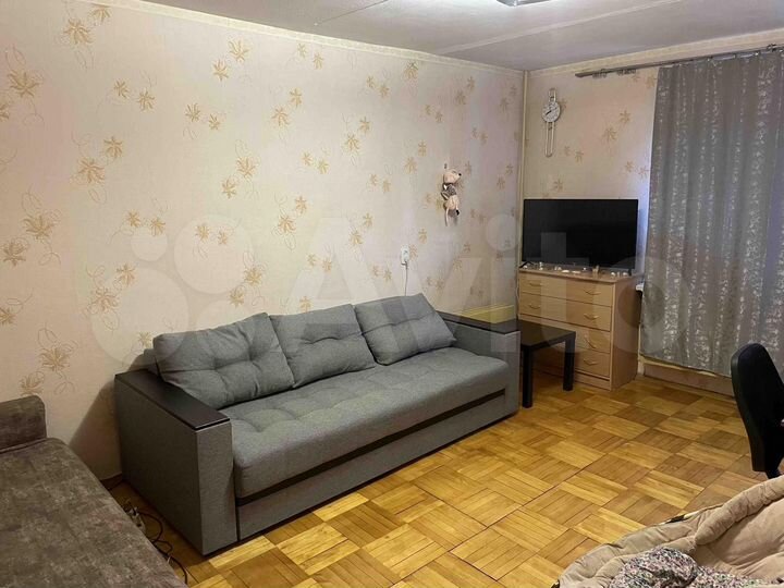 Доля в 2-к. квартире, 53,2 м², 1/16 эт.