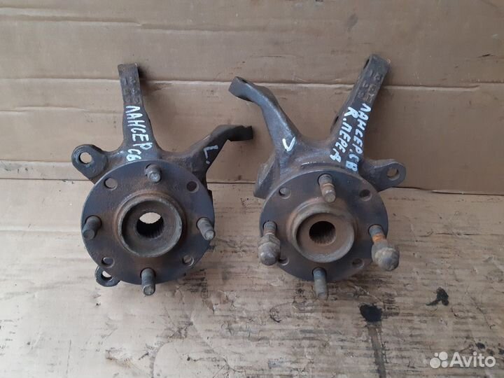 Кулак поворотный Митцубиси Ланцер CB 92-00