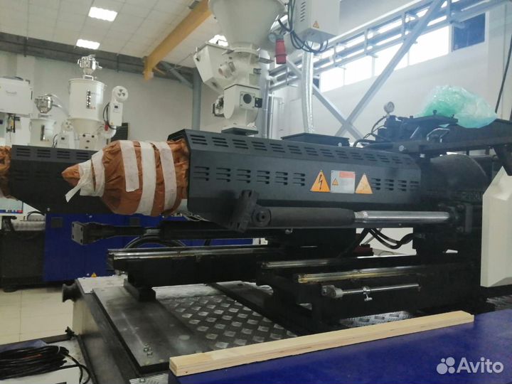 Термопластавтомат haitian mars III 5300WM/1300-720