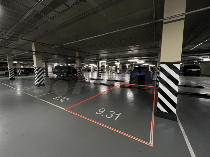 Машиноместо, 15 м²