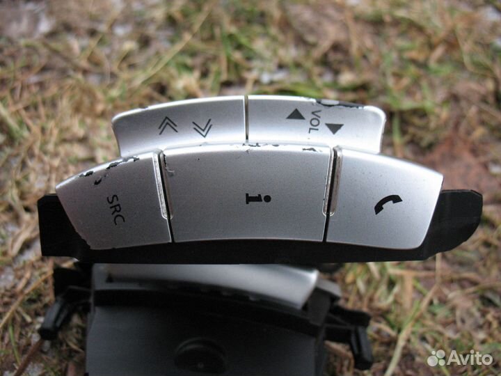 Кнопки на руль Nissan Primera P12