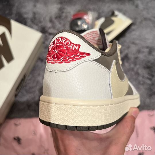 Nike Air Jordan 1 Low Travis Scott - Reverse Mocha