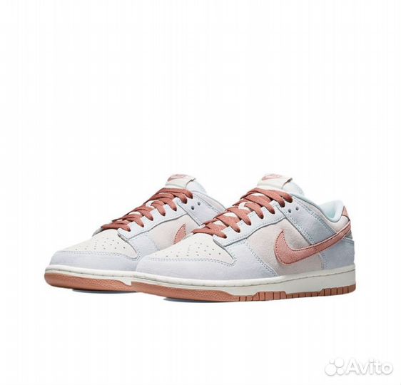 Nike Dunk Low 