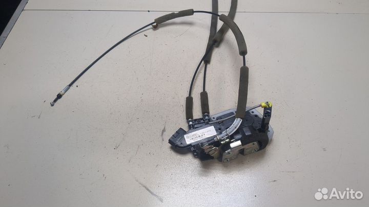 Замок двери Infiniti QX56, 2012