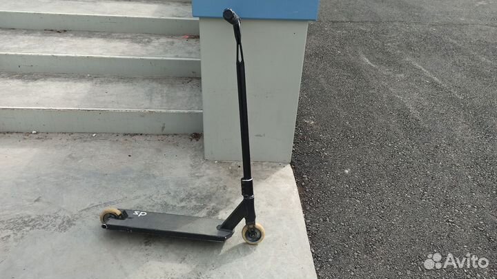 Стрит кастом самокат