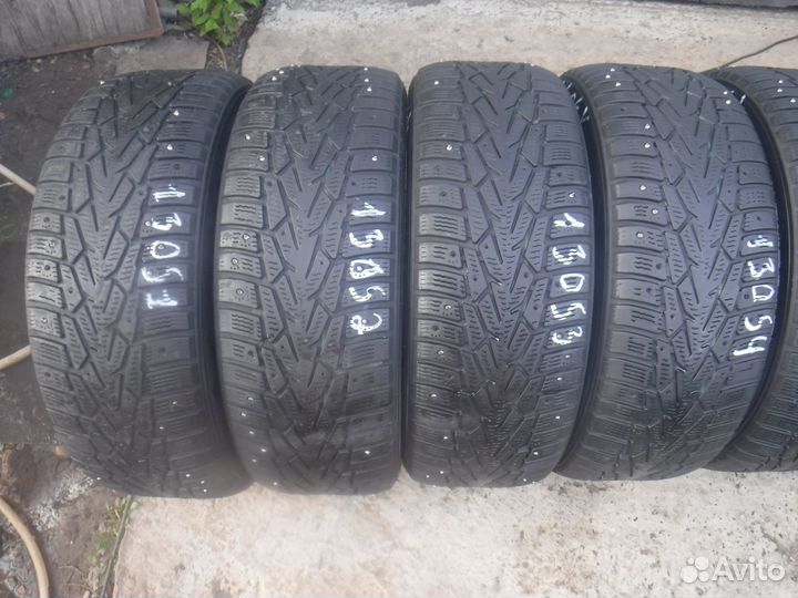 Nokian Tyres Hakkapeliitta 10 215/60 R17