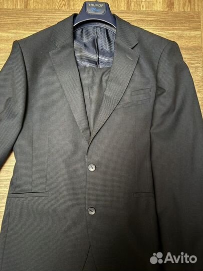 Костюм классический мужской