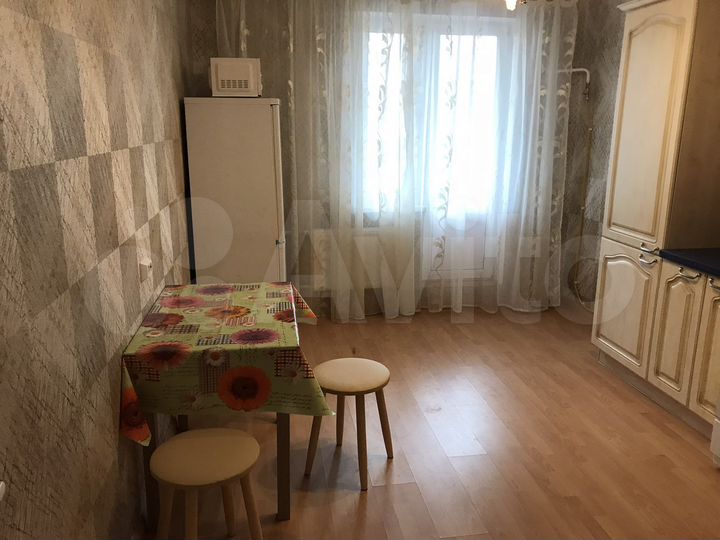 1-к. квартира, 38 м², 4/10 эт.