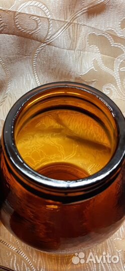 Банки из тёмного толстого стекла