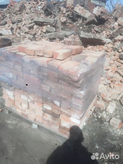 Продам кирпич бу 8 р штука