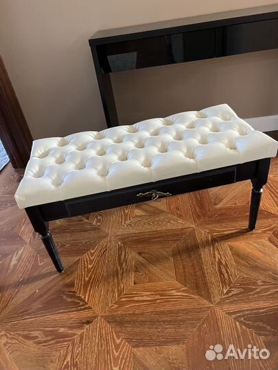 Банкетка в прихожую