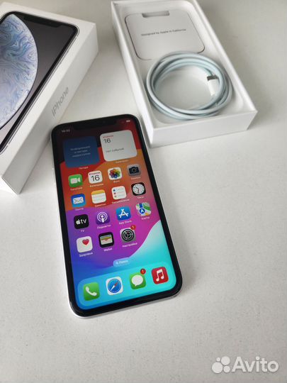 iPhone Xr, 64 ГБ