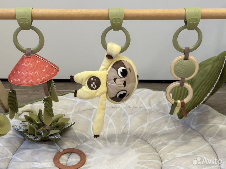 Развивающий коврик tiny love